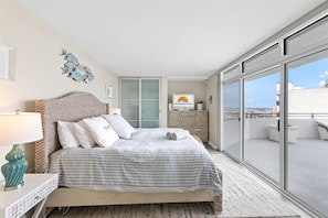 2 bedrooms, iron/ironing board, travel cot, free WiFi