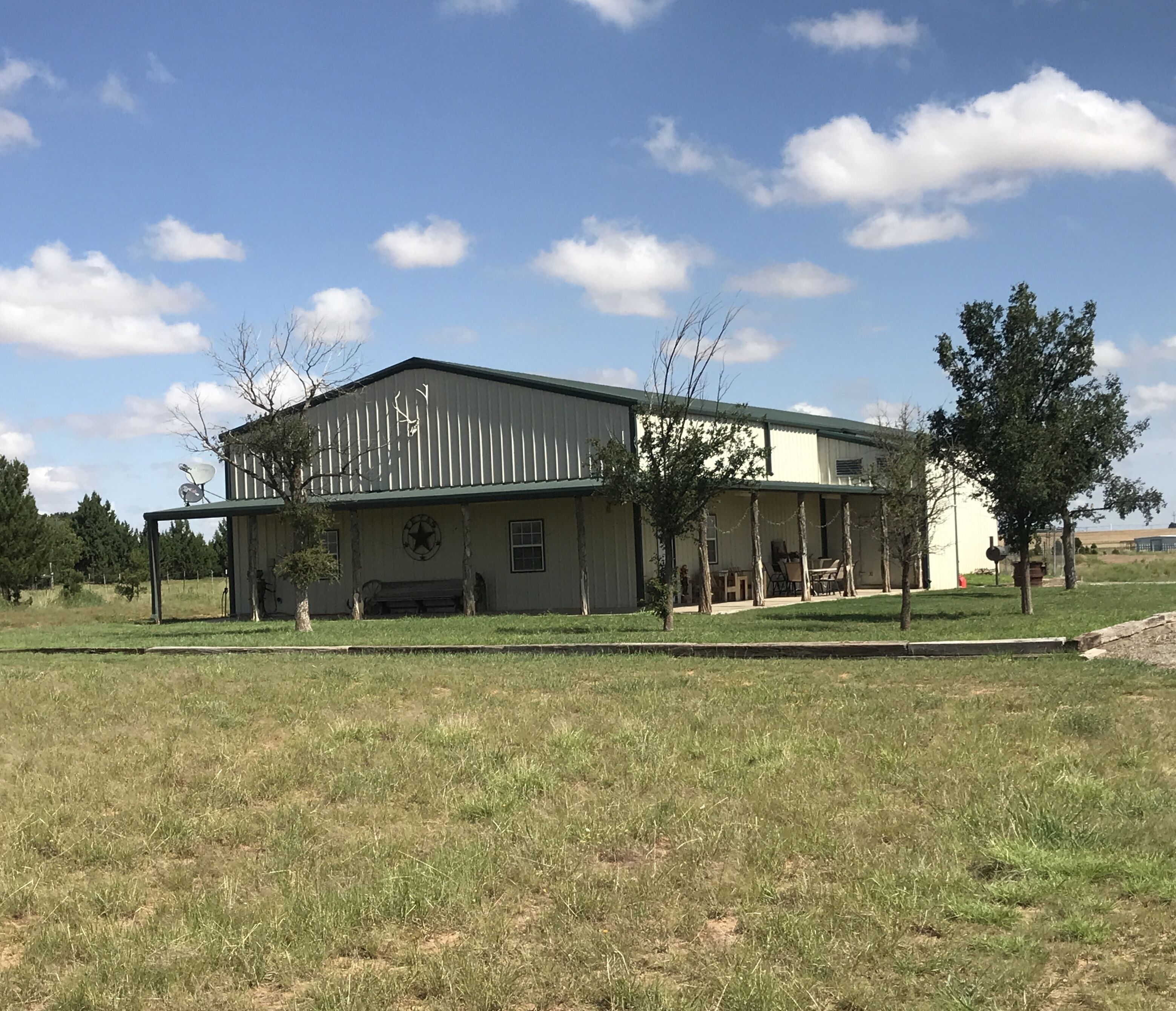 Country Hunting Lodge Barndo