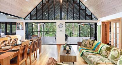 ZenLux (Durack) Picturesque & Tranquil ~ Pool ~ BBQ ~ Golf Course!