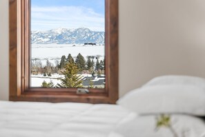 5 Schlafzimmer, Schreibtisch, Reisekinderbett, kostenloses WLAN