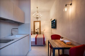 Classic Room | In-room safe, free WiFi, bed sheets - Dimora del Leone (Gaeta)