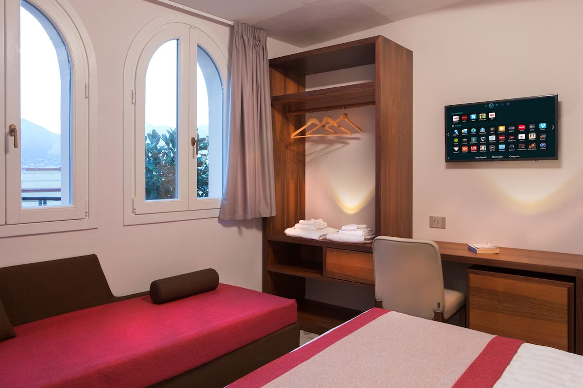Panorama-Zimmer | Zimmersafe, kostenloses WLAN, Bettwäsche
