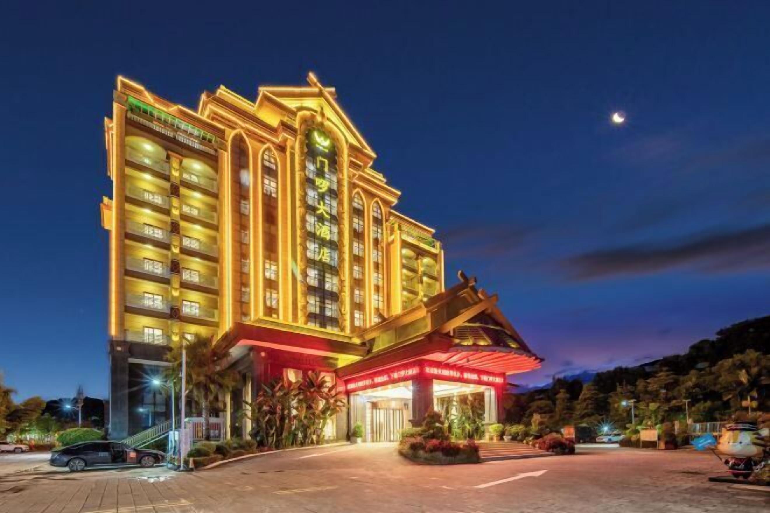 المنشأة من الخارج