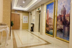 Interior - Vienna International Hotel (Huayuan Center) (Huayuan)