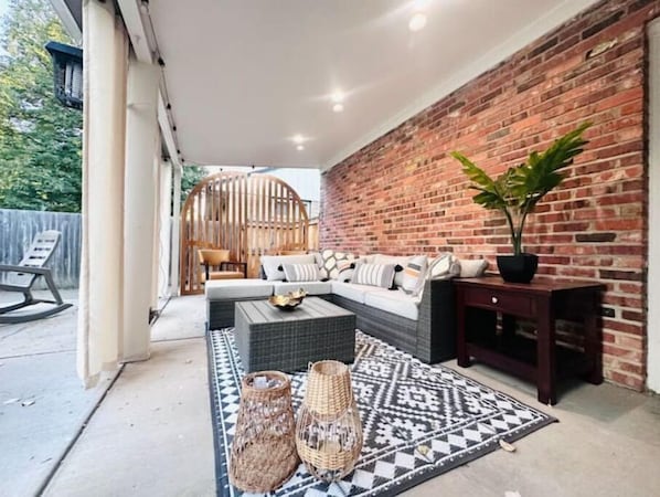 Smart TV, fireplace, foosball, books