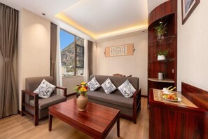 Room - Fall In Love With Nujiang Grand Canyon Hotel (Lushui)