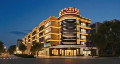 Fall In Love With Nujiang Grand Canyon Hotel