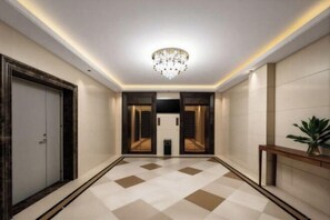Interior - Fall In Love With Nujiang Grand Canyon Hotel (Lushui)