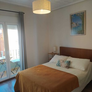 3 bedrooms, WiFi, bed sheets