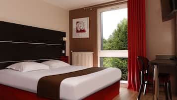 Standard Double Room | Desk, laptop workspace, soundproofing, free WiFi