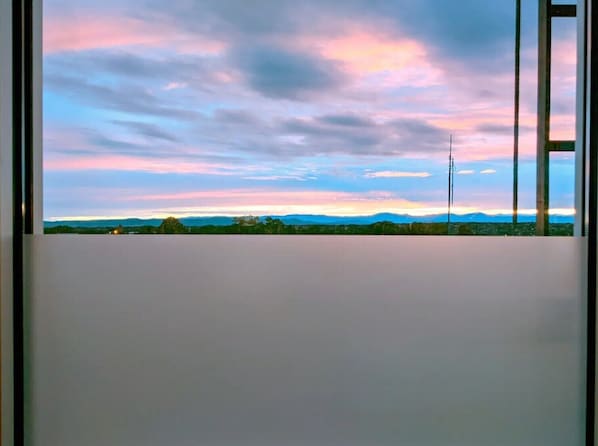 Interior - The Tower - A Mountain View Escape (Santa Fe)