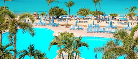 Kolam renang terbuka, payung kolam, kerusi lepak pantai