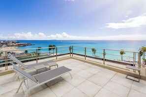 Loftsleilighet, 2 soverom, 2 bad, havutsikt | Allergitestet sengetøy, safe på rommet og strykejern/-brett