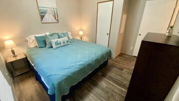 2 bedrooms, WiFi, bed sheets