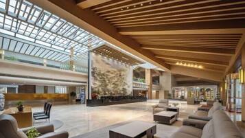 ロビーラウンジ