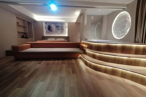 Fan She Fashion Hotel