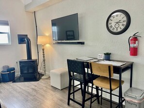 Interior - Luxury Suite • Private Yard • Hot Tub • King Bed (Sioux Falls)