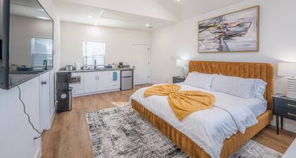 The Right Studio @ East Downtown