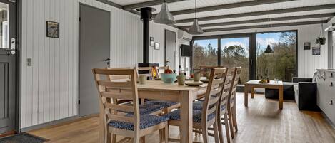 تناول الطعام