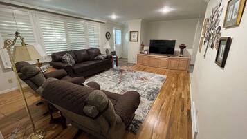 TV connectée, table de tennis de table