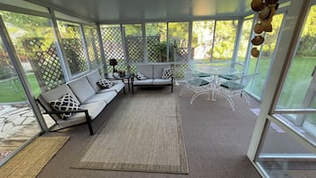 TV connectée, table de tennis de table