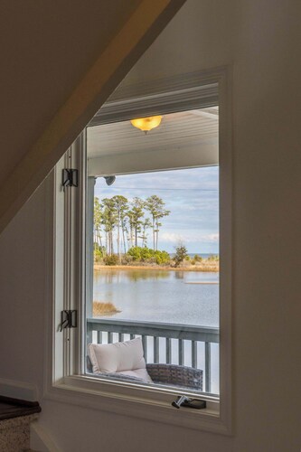 Waterfront Retreat w/ Hot Tub, Game Room, Kayaks, 2 Kings, + more!