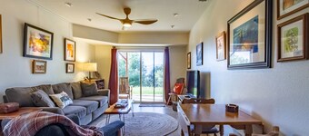 Perfect Mountain Getaway with mountain views and private patio