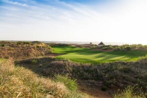 Golf - Avanna Hotel (Jungar Banner)