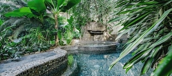 Avanna Hotel