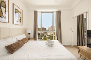2 chambres, fer et planche à repasser, Wi-Fi gratuit, draps fournis
