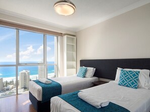 3 quartos, ferros/tábuas de passar roupa, Wi-Fi de cortesia