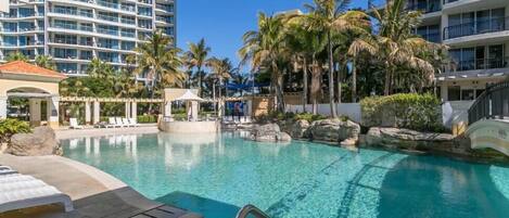 Piscine couverte, piscine chauffée