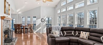 Scout's Hideaway (Dog-Friendly) Over Looking Center Hill Lake