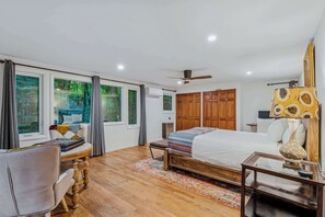 4 chambres, fer et planche à repasser, Wi-Fi, draps fournis