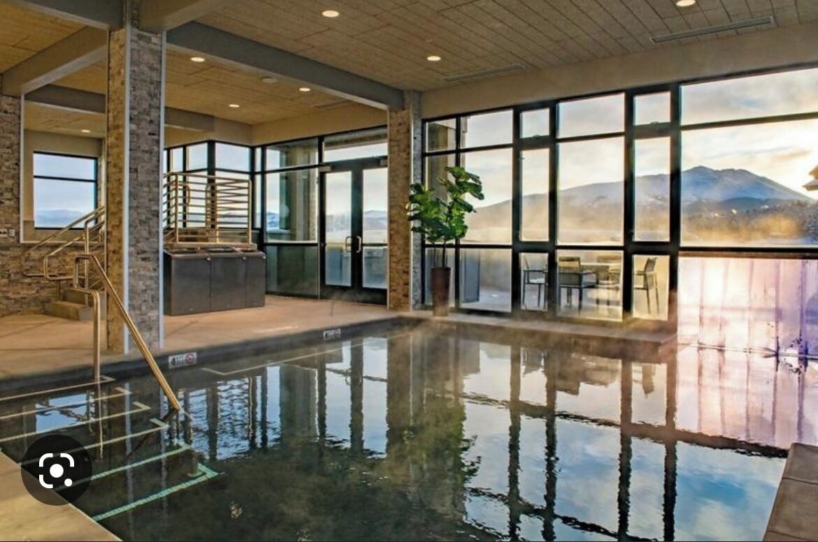 Indoor pool, outdoor pool