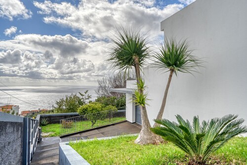 Villa 58, a Home in Madeira