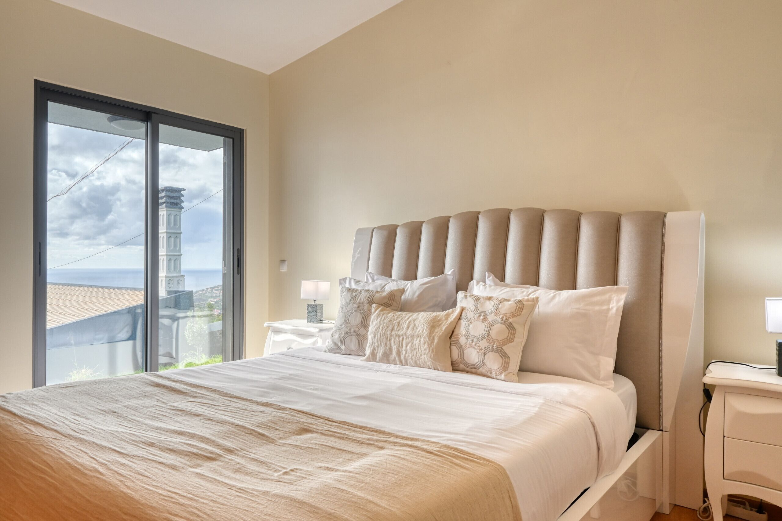 3 habitaciones, tabla de planchar con plancha y wifi gratis 