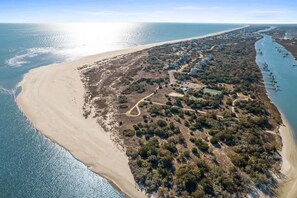 Beach nearby - Genuine by Brunswick Vacation Rentals: Oceanfront w/ Heated Pool & Great Views (Holden Beach)