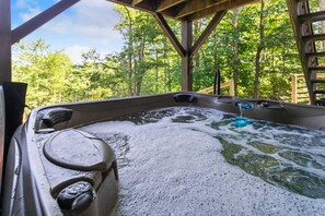 Baignoire à remous extérieure