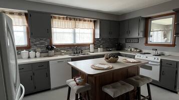 Microwave, oven, stovetop, dishwasher