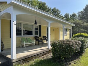 Terrace/patio - Sleeps 10, on a river, downtown Bethel, ME (Bethel)