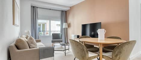 电视、立体声音响