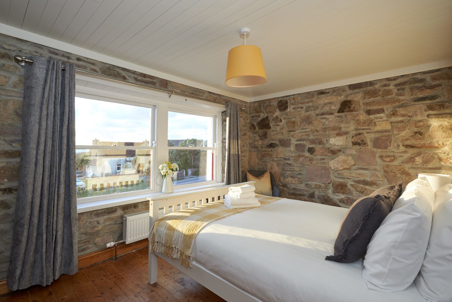 4 soverom, strykejern/-brett og sengetøy