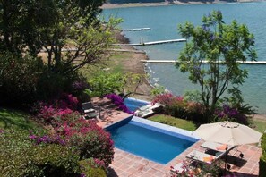 Piscine extérieure, piscine chauffée