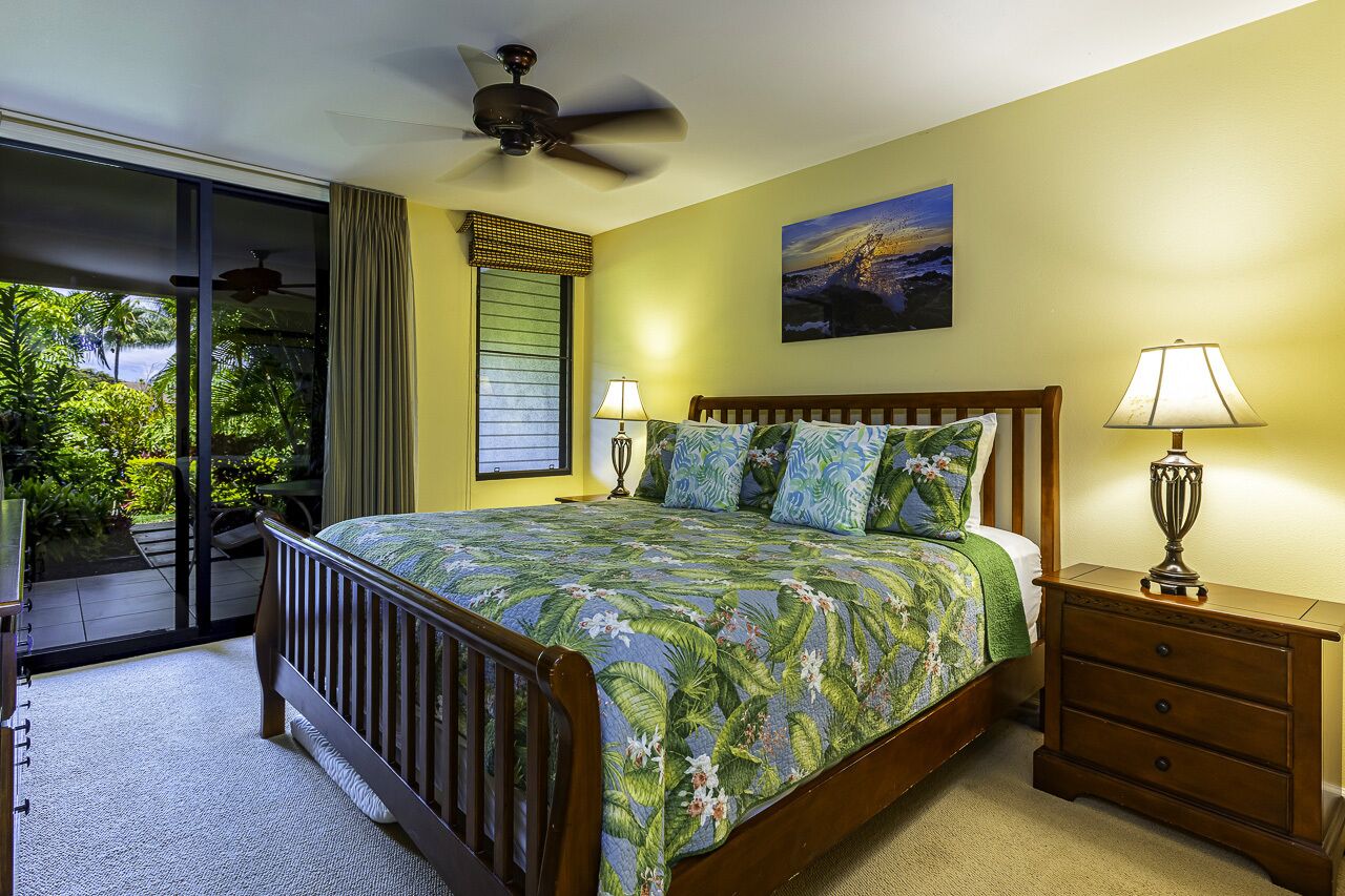 2 bedrooms, desk, iron/ironing board, travel crib