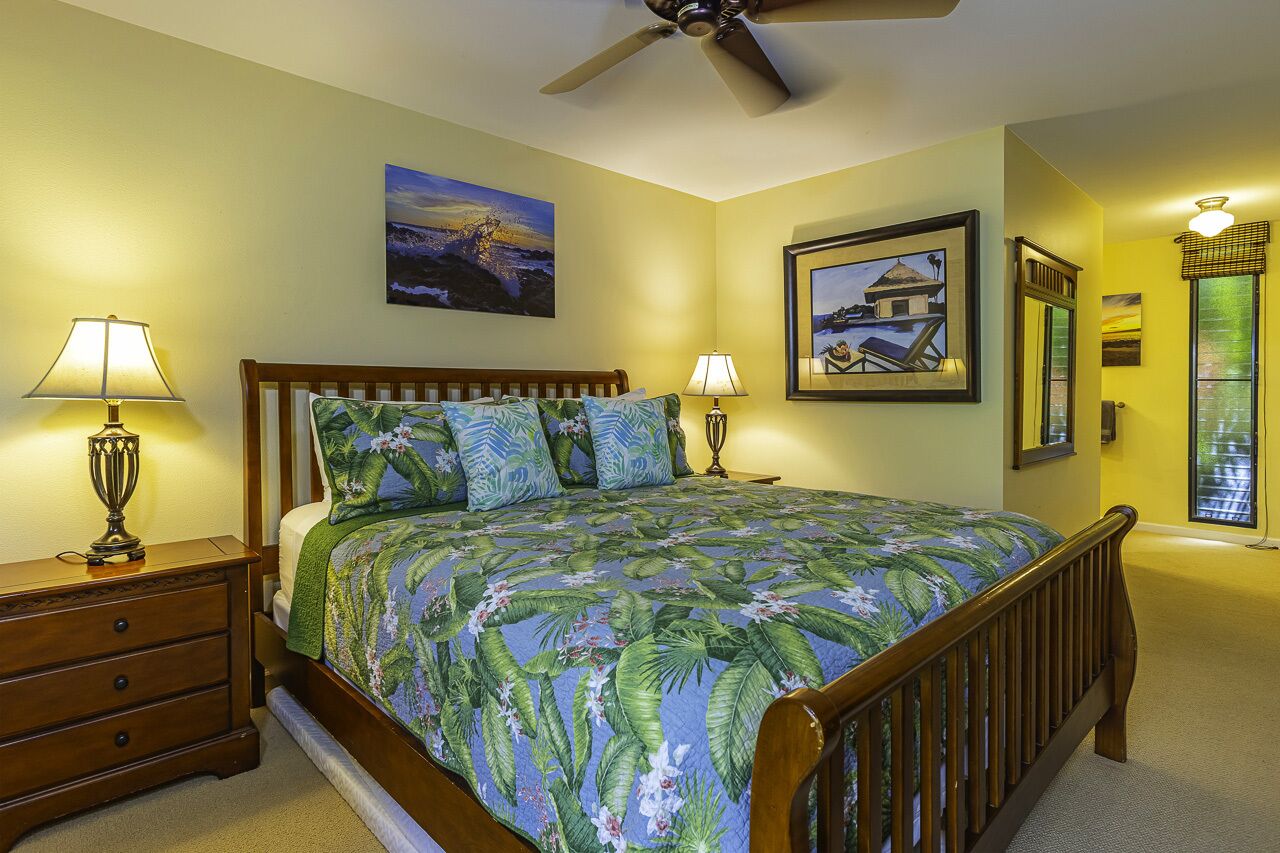 2 bedrooms, desk, iron/ironing board, travel crib