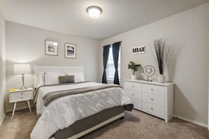 2 chambres, bureau, fer et planche à repasser, Wi-Fi