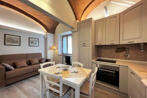 Interior - WELCOME TO MILENA -outside ZTL (Siena)