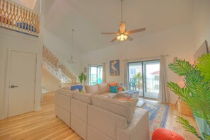 Smart TV, videojuegos, estéreo