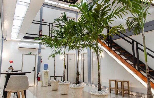 Front of property - MORIYAMA HOTEL (Mandaue)